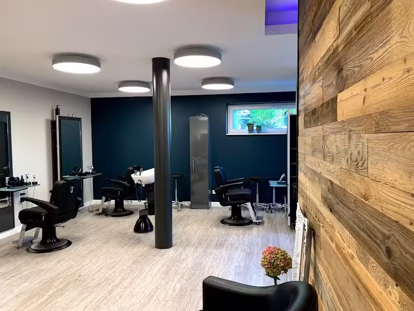 de Leeuw hairstyling intercoiffure