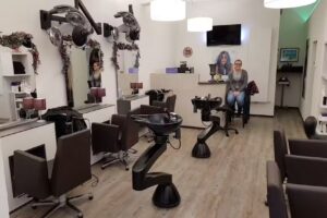 Dein Friseur Nicole M.