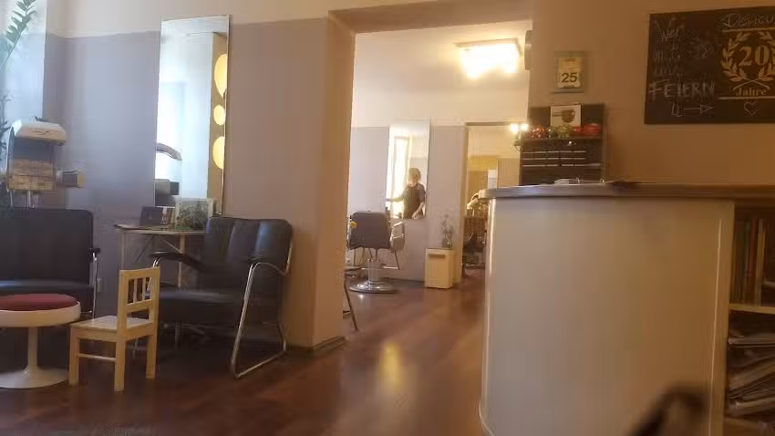 Delicut the Hairdresser