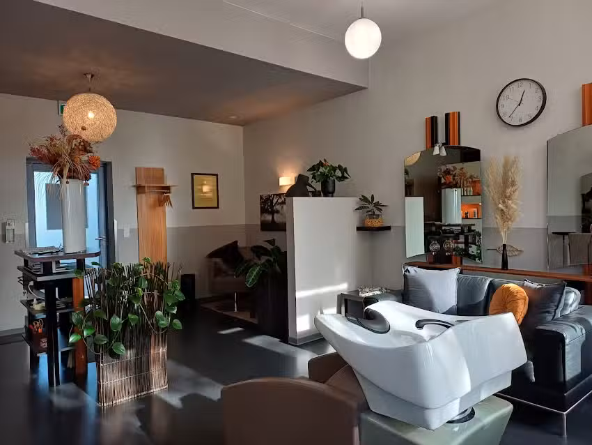 der FRIS&Ouml;R Laden Neumeister