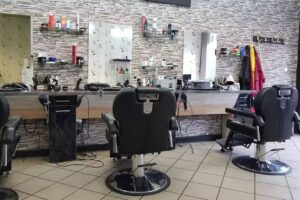 Der Prinz: Coiffeur/Barbershop
