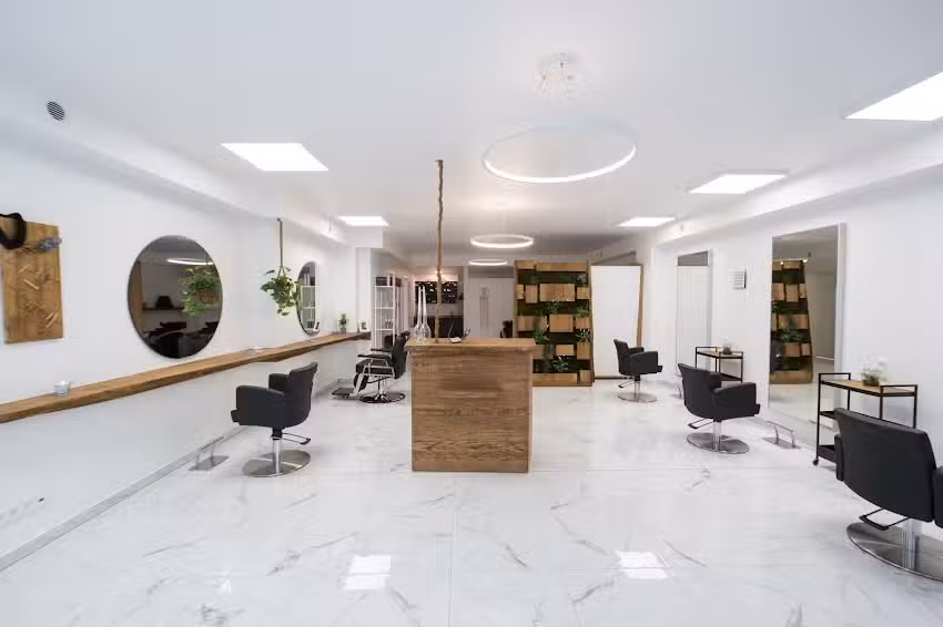 DER SALON &ndash; JULIA KRUSE // FRISEUR ROSTOCK F&Uuml;R SIE & IHN