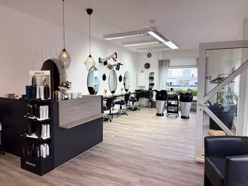 DER SALON Sylvia Sporleder