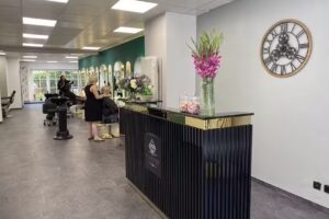 Diamond Hair & Beauty