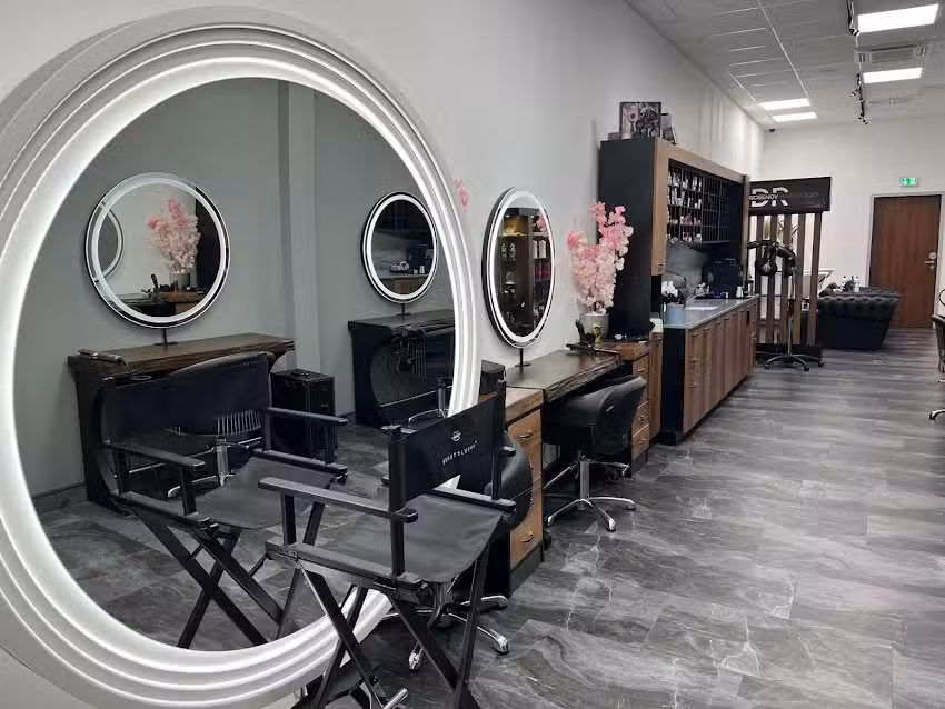 DR Hair Studio