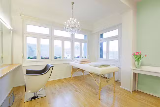 Edwina Dussel -Naturfriseur-Haar-K&ouml;rper-Harmonie