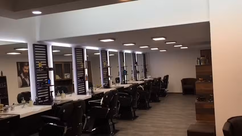 ELEGANCE BARBERSHOP