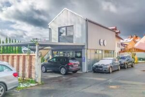 Elisa &ndash; HAARE & MAKE UP