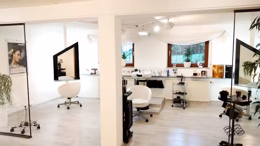 Elke K&uuml;hne Friseurmeisterin