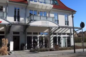 Ella Ju &ndash; Friseur- & Kosmetiksalon