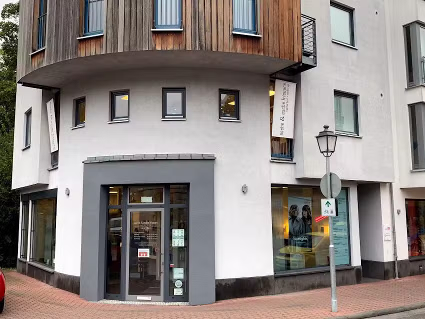 esche&esche friseure und Zweithaarstudio