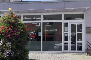 Excellence 2 Friseur Salon
