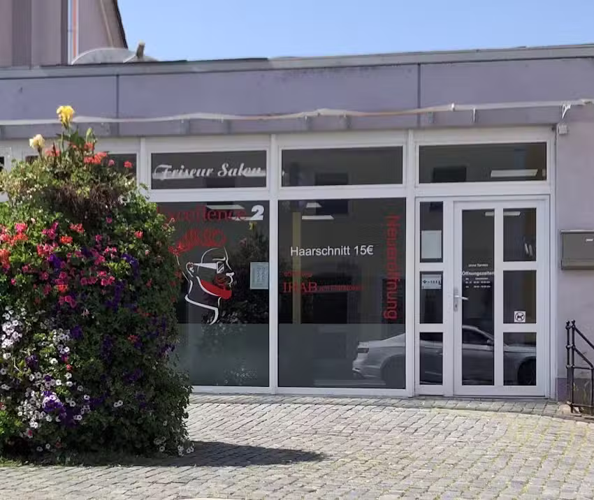 Excellence 2 Friseur Salon