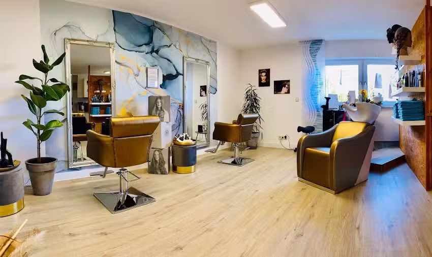 Famous Hair