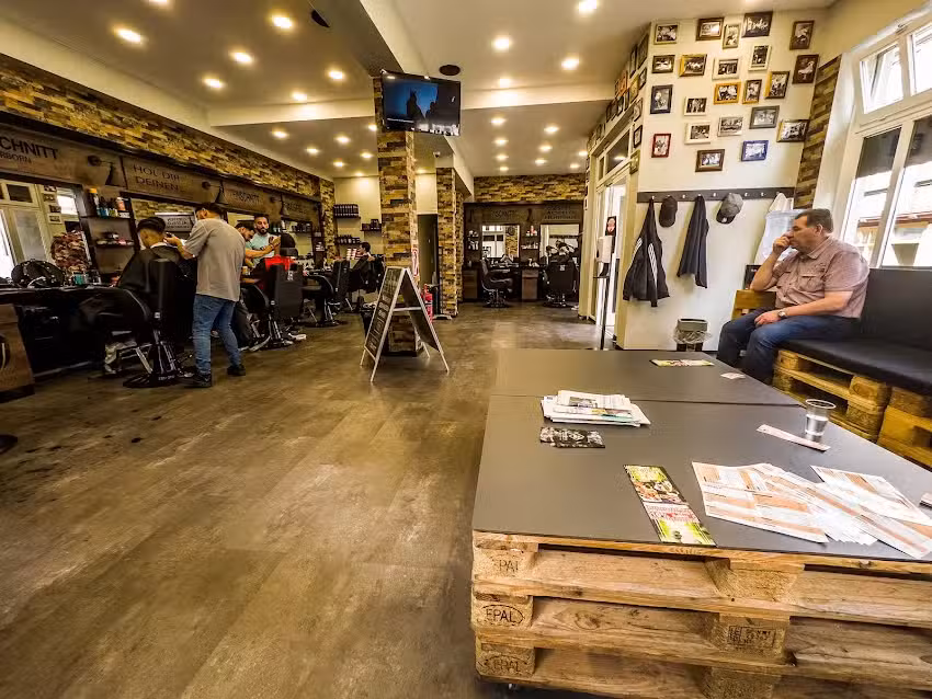 Feinschnitt Friseur Salon Alsfeld