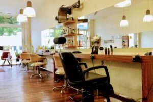Ferrand Friseure, Widdersdorf