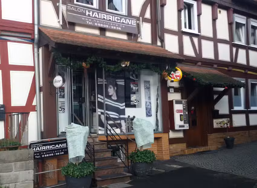 Flagship Salon Hairricane Tanja Krayl