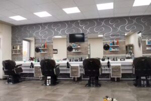 FORMEN HERREN FRISEUR