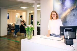 Frau Frahm Friseurin GmbH