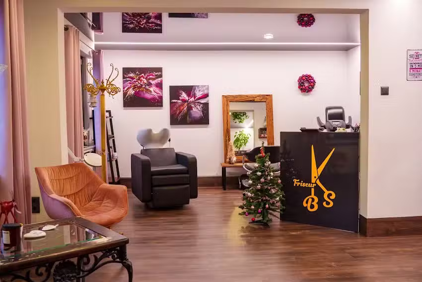 Friseur Birgit Stremel