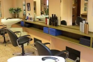 Friseur Conny & Peter Spindre Haarentfernung u. Massage f&uuml;r den Mann