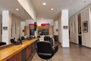 Friseur Der Rote Kamm / tausendschön