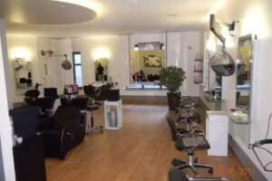 Friseur Dumschat GmbH