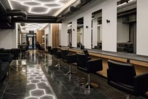 Friseur Goldene Locke