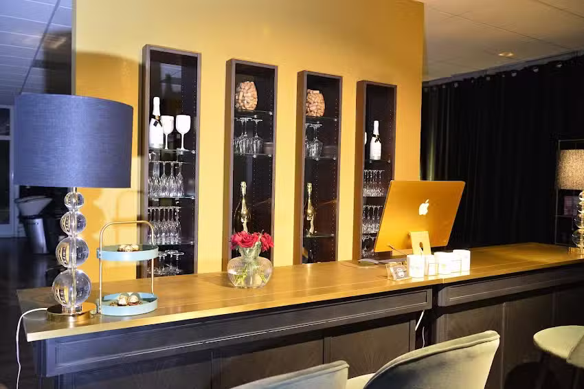 Friseur Haar-Club in Haar bei M&uuml;nchen &ndash; Spezialisten f&uuml;r Blond Balayage Brautfrisuren