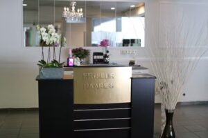 Friseur HAARE&rsquo;S Deluxe