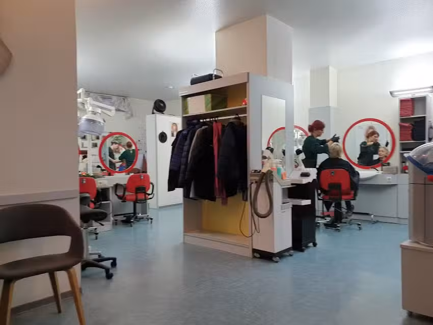 Friseur Hahn | Inhaber: A. Alobaidy