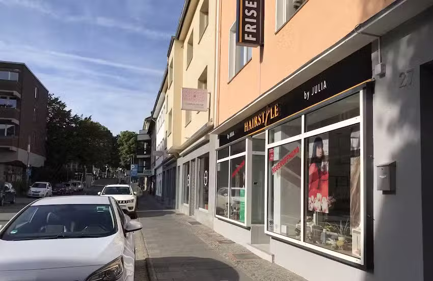 Friseur HAIRSTYLE BY JULIA | Friseursalon in Bochum