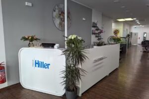 Friseur Hiller – Collegienstraße 77