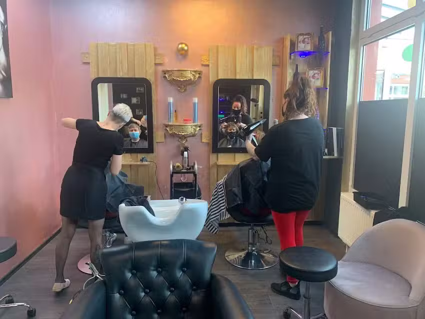 Friseur & Kosmetik Augenblick