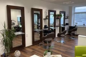 Friseur & Kosmetik Haarfein M&uuml;hlhausen
