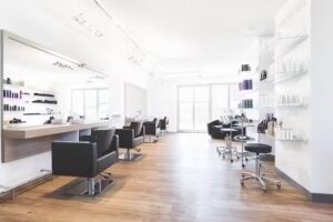 friseur lisa r&ouml;misch