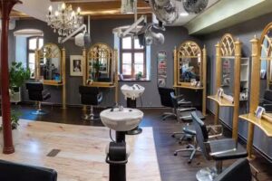 Friseur Louys Balancing Beauty