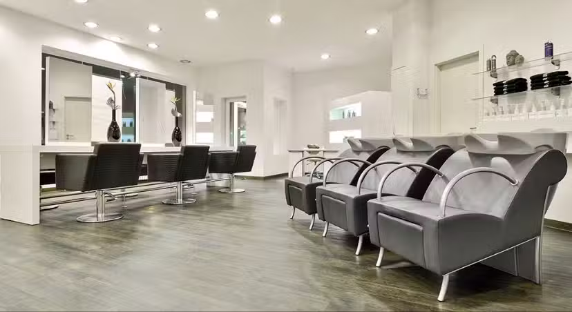 Friseur Natalie Feustel