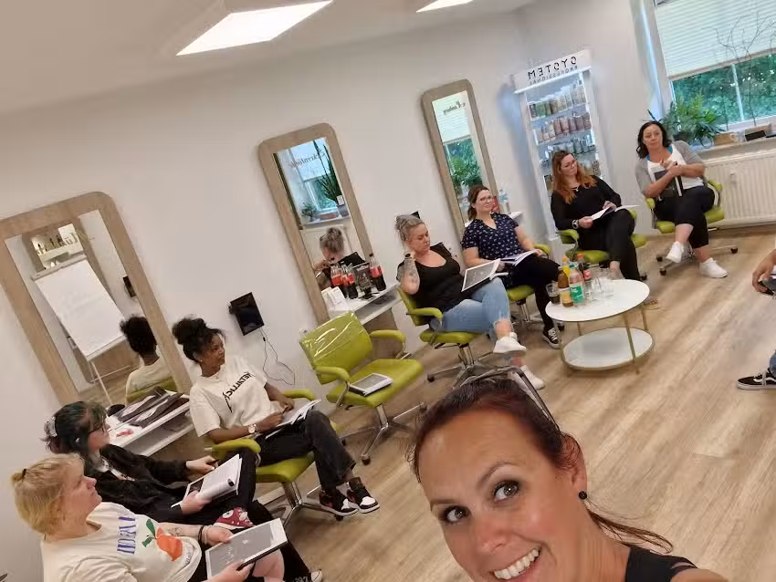 Friseur New Cut Eckernf&ouml;rde, der Spezialist f&uuml;r Extensions und Str&auml;hnentechniken