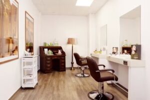 Friseur Nicole Cross Beauty Experten