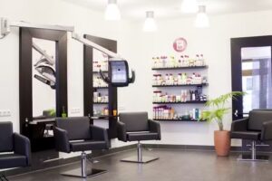 Friseur Salon 2000 e.kfr. Nicole J&ouml;st-Braun