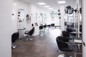 Friseur Salon Frankfurt H&ouml;chst &ndash; Madofarah Beauty