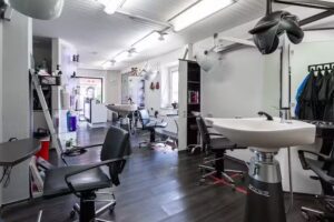 Friseur Salon Haarlekin