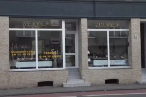 FRISEUR SALON ROYAL KAYA BEI SABINA