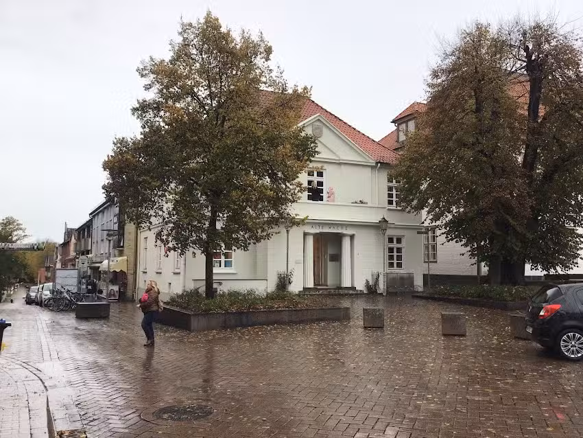 Friseur Salon &bdquo;Zur alten Wache&ldquo; | Inhaberin Kathleen Lindt