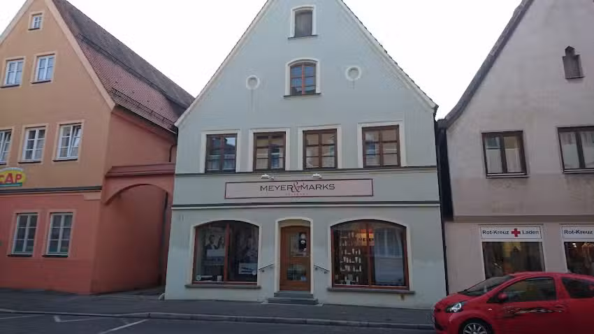 Friseur Salon & Zweithaarspezialist/Per&uuml;cken Meyer & Marks Inh. Jutta Bayer