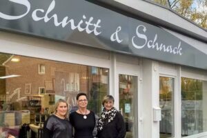 Friseur Schnitt & Schnack