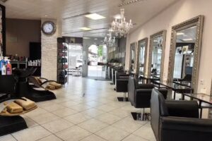 Friseur-Team SUNA
