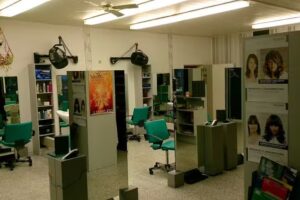 Friseur &ndash; TOLDRIAN
