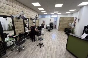 Friseur u. Kosmetik GmbH